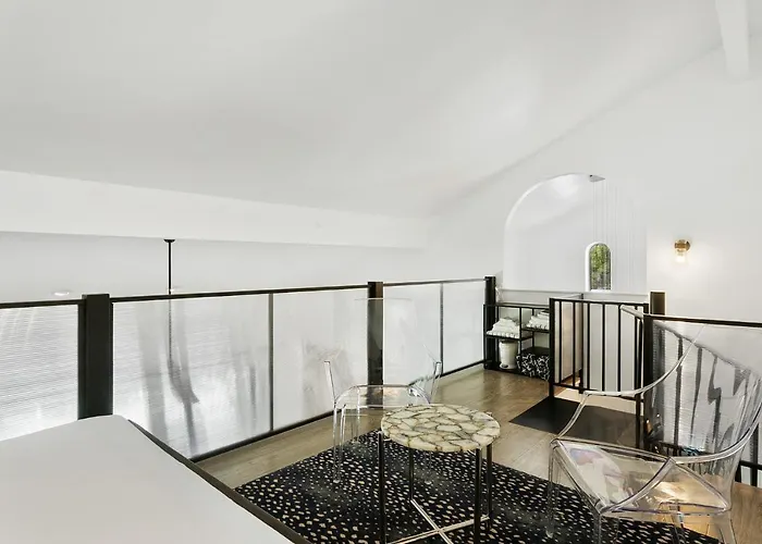 Moderncompound Holiday home