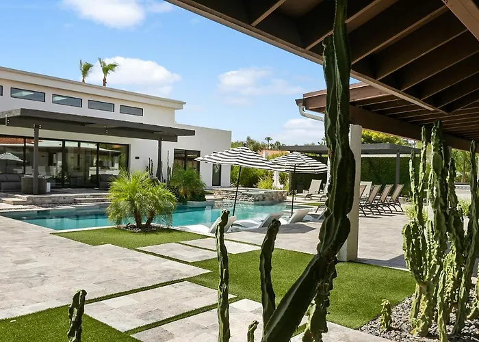 Moderncompound Holiday home *