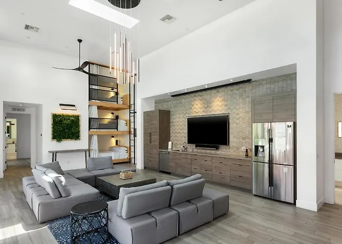 Moderncompound Scottsdale
