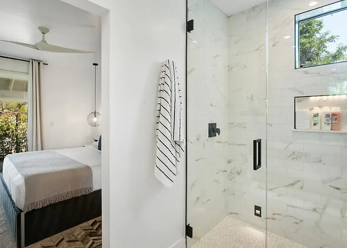 Holiday home Moderncompound Scottsdale